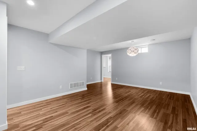 $259,000 | 3461 Cedarview Court, Bettendorf, IA 52722