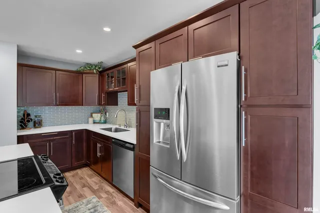 $259,000 | 3461 Cedarview Court, Bettendorf, IA 52722