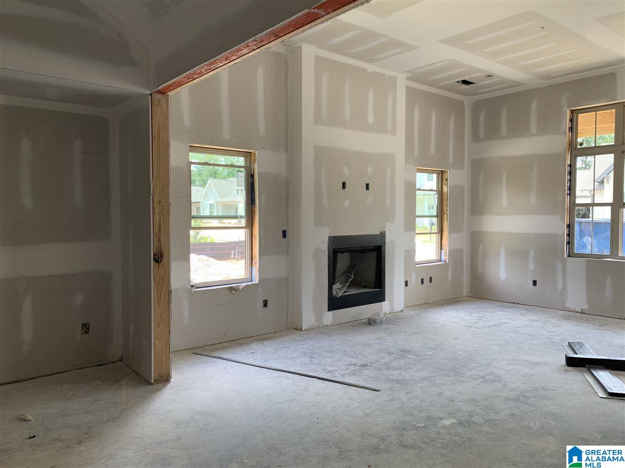 1048 Crestview Ridge Helena, AL 35080 - Photo 10 of 19