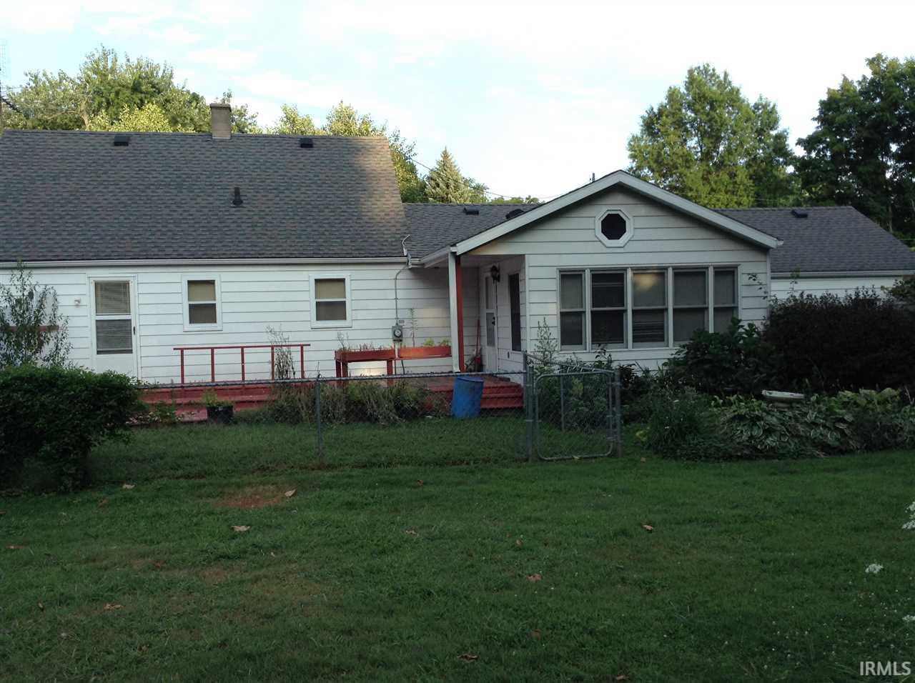 886 Mayflower Road La Porte, IN 46350 - Photo 16 of 19 Gallery Image 16