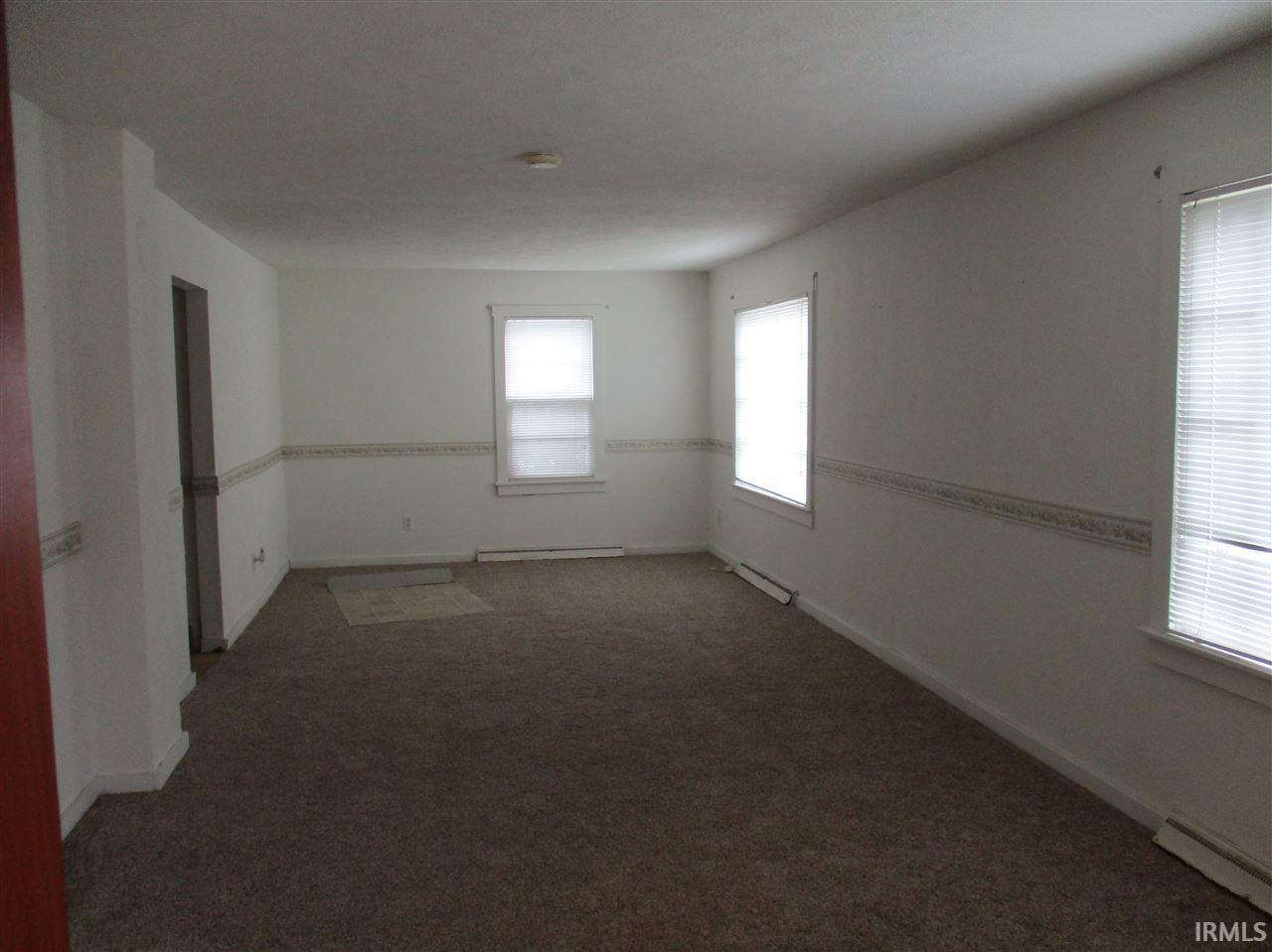 886 Mayflower Road La Porte, IN 46350 - Photo 5 of 19 Gallery Image 5