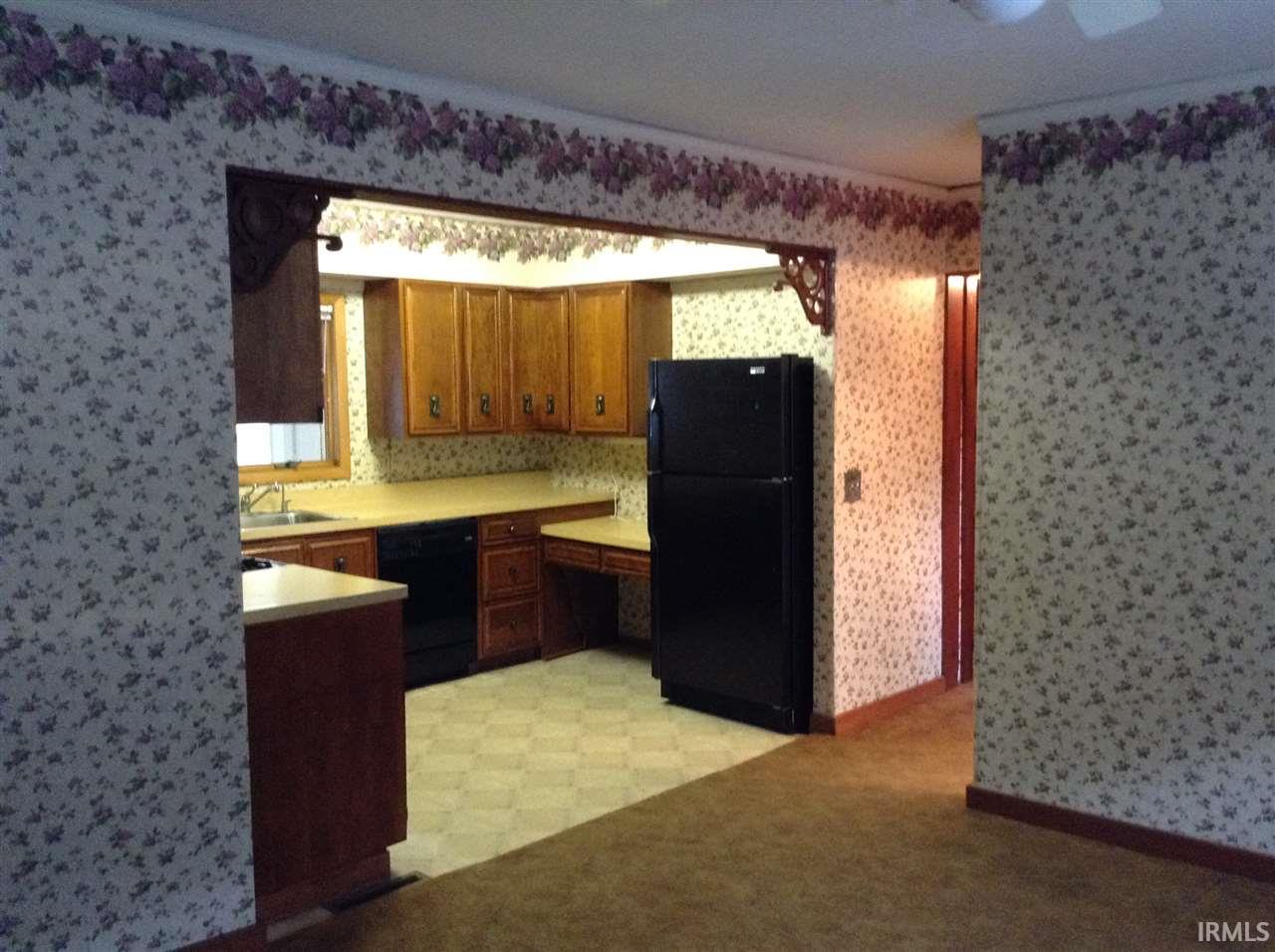 886 Mayflower Road La Porte, IN 46350 - Photo 10 of 19 Gallery Image 10