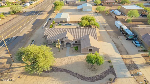 $995,000 | 513 East Jordon Lane, Phoenix, AZ 85086