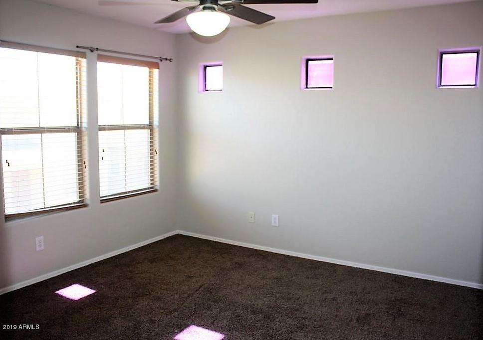 1975 East Del Rio Street Gilbert, AZ 85295 - Photo 2 of 12 IS2naynneqw6oy0000000000