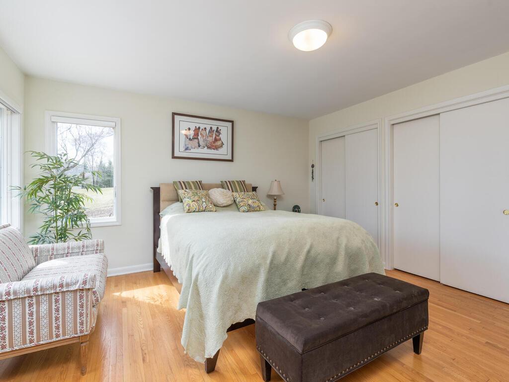 5125 Blake Road South Edina, MN 55436 - Photo 17 of 47 Gallery Image 17