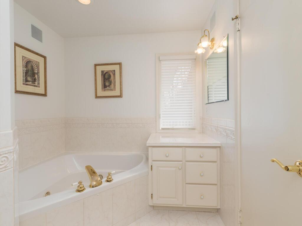 5125 Blake Road South Edina, MN 55436 - Photo 19 of 47 Gallery Image 19