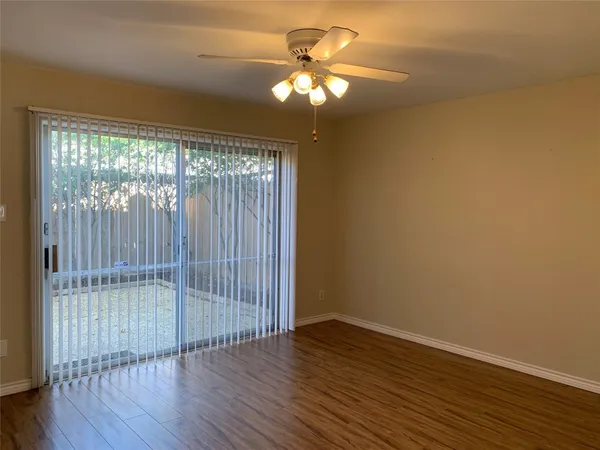 $2,550 | 13140 Trail Hollow Drive, Unit 3140, Houston, TX 77079