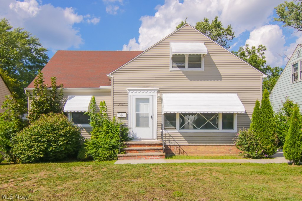 3767 Wallingford Road South Euclid, OH 44121 - Photo 2 of 34