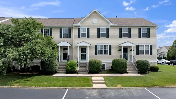 $305,000 | 7219 Colonial Affair Drive, Unit 12, New Albany, OH 43054
