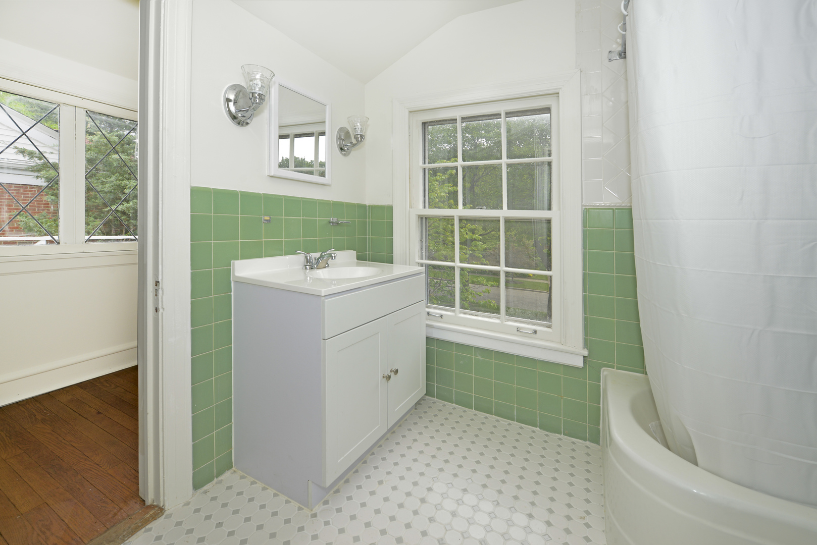 82 Warwick Road Winnetka, IL 60093 - Photo 19 of 24