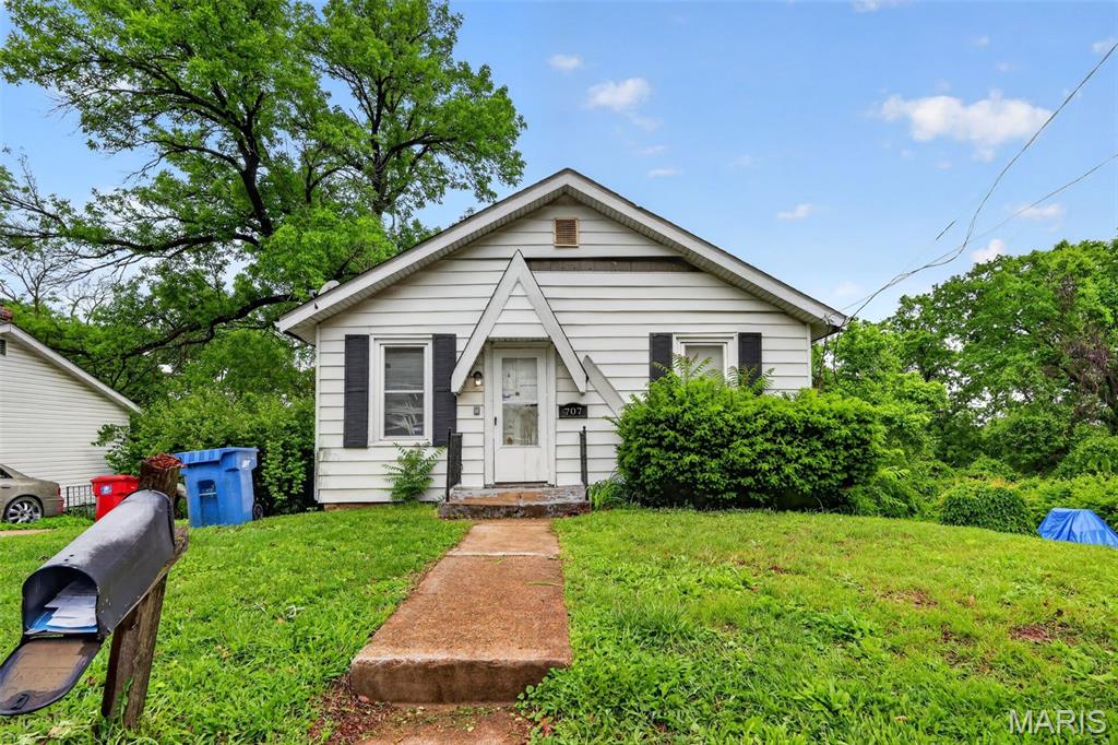 707 Ruggles Road St. Louis, MO 63135 - Photo 2 of 33