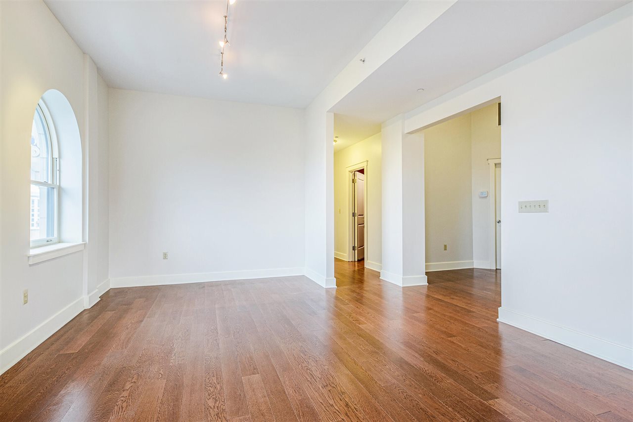 27 Library Street Northeast, Unit 901 Grand Rapids, MI 49503 - Photo 14 of 33