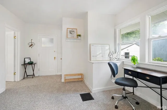 $1,180 | 515 West Jackson Street, Kokomo, IN 46901