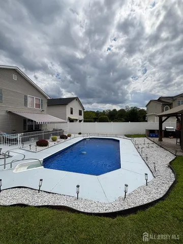 $6,000 | 1830 Barnett Street, Rahway, NJ 07065