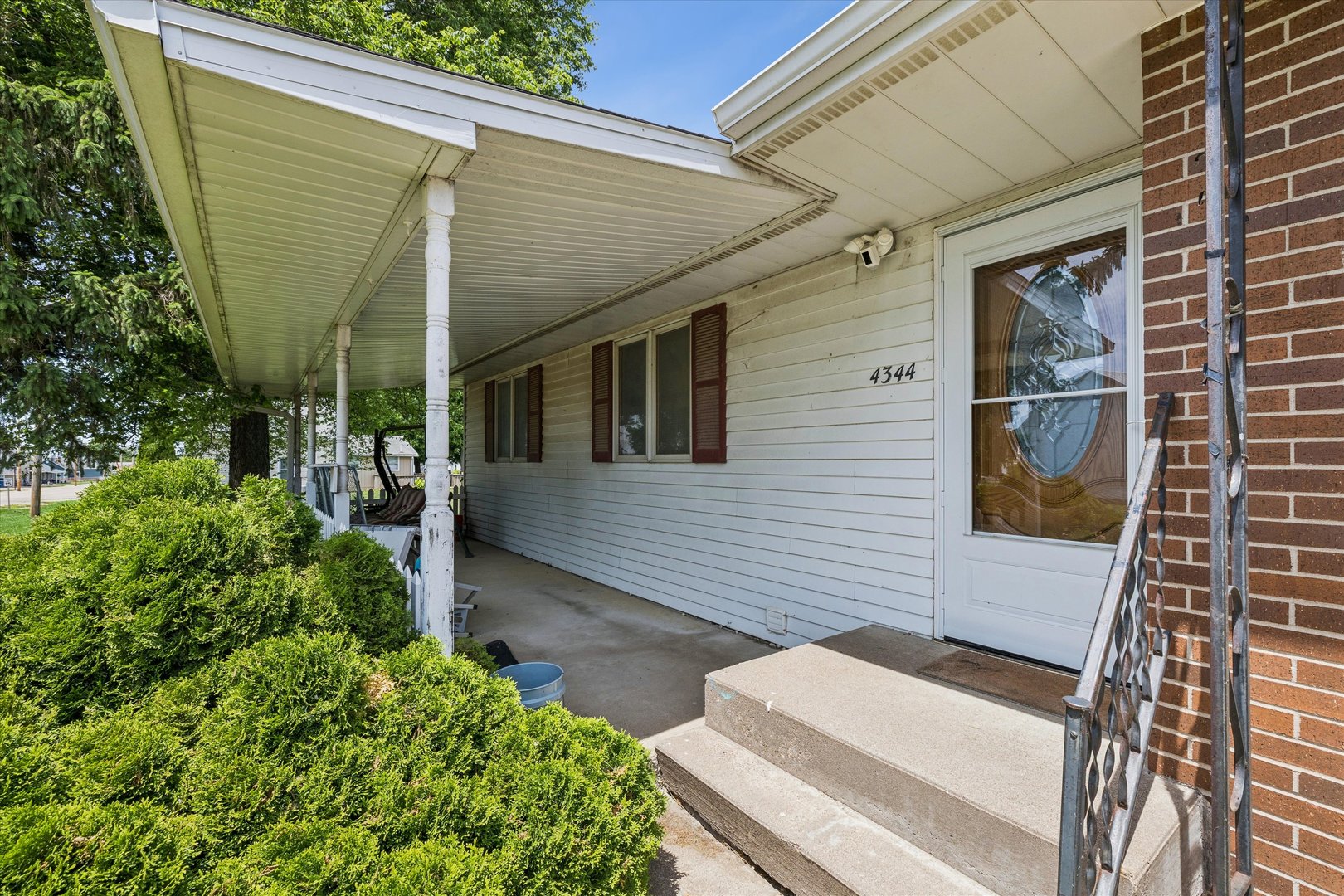 4344 Main Street Andover, IA 52701 - Photo 6 of 23