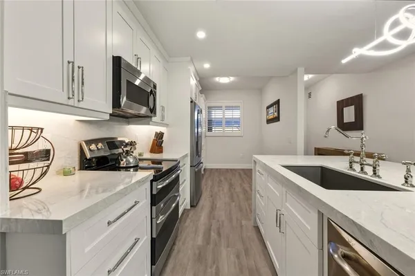 $429,900 | 6820 Sterling Greens Drive, Unit 2105, Naples, FL 34104