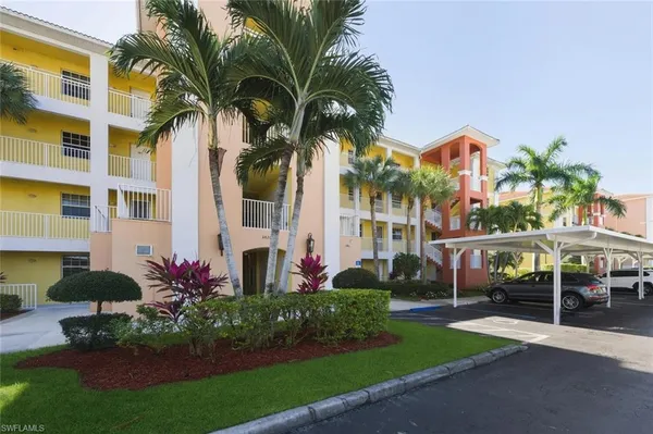 $429,900 | 6820 Sterling Greens Drive, Unit 2105, Naples, FL 34104