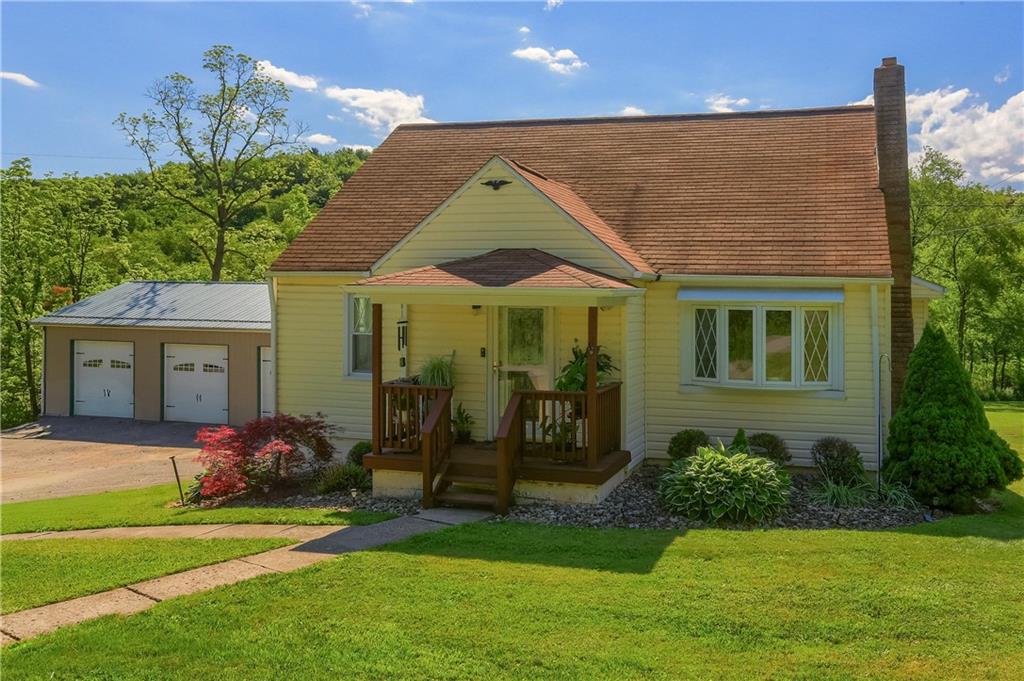 178 Lutz Road Zelienople, PA 16063 - Photo 14 of 49 Front