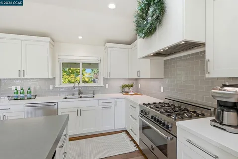 $2,800,000 | Undisclosed Address, Moraga, CA 94556