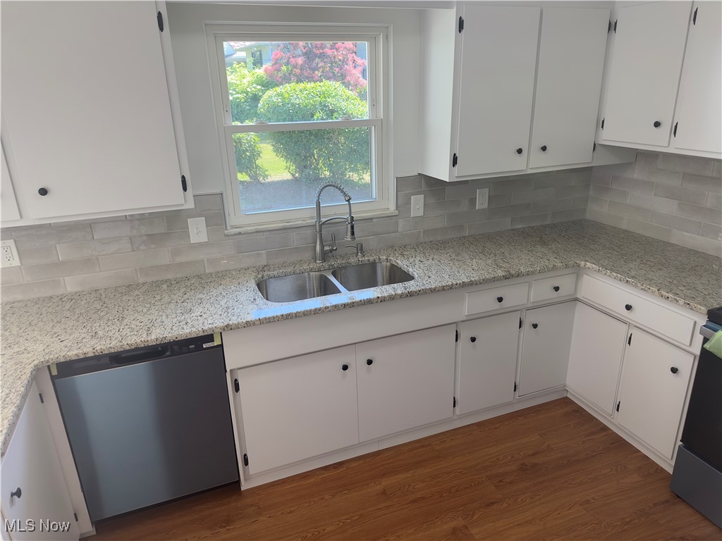 2275 Walden Road Cleveland, OH 44112 - Photo 7 of 36