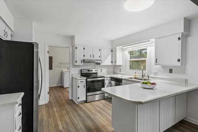 $299,999 | 2121 Shady Oaks Drive, Tallahassee, FL 32303