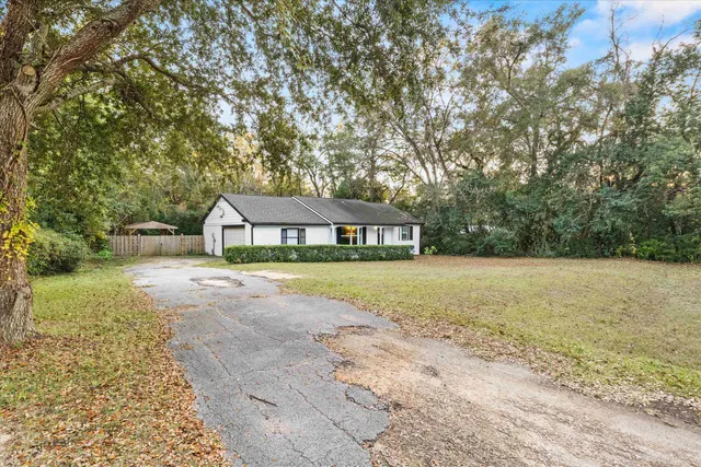 $299,999 | 2121 Shady Oaks Drive, Tallahassee, FL 32303