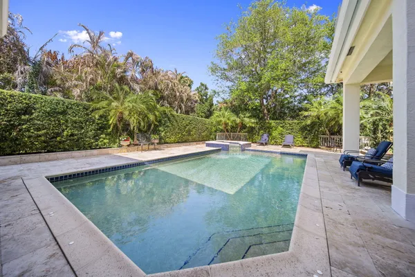 $1,725,000 | 4 Castle Hill Way, Stuart, FL 34996
