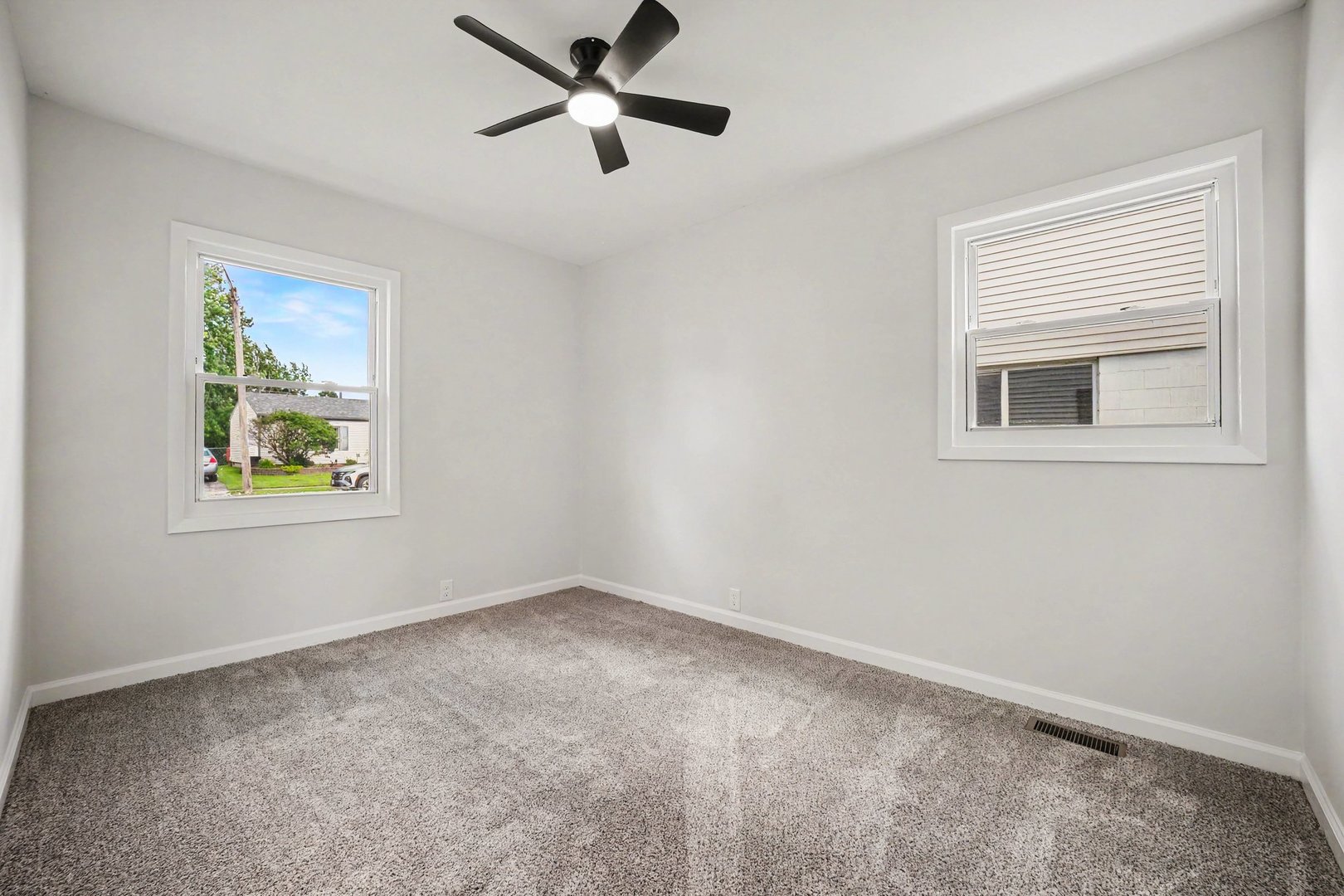338 Hickory Avenue Romeoville, IL 60446 - Photo 9 of 14