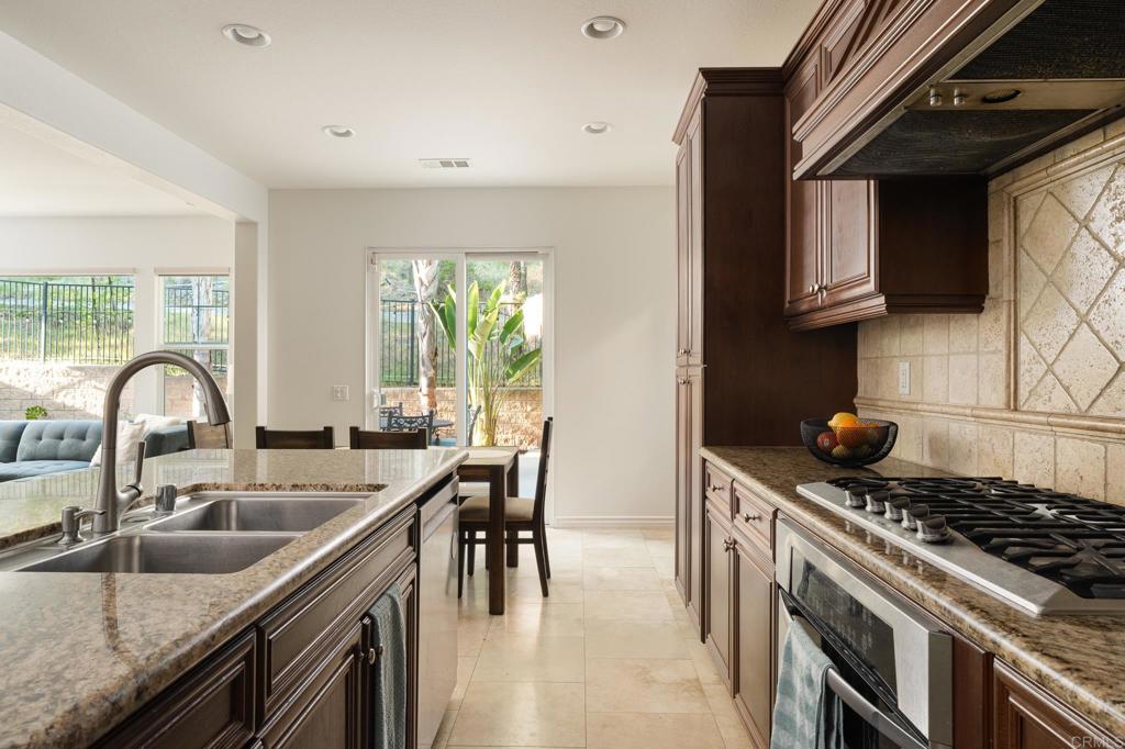 636 Weatherstone Way San Marcos, CA 92078 - Photo 13 of 51