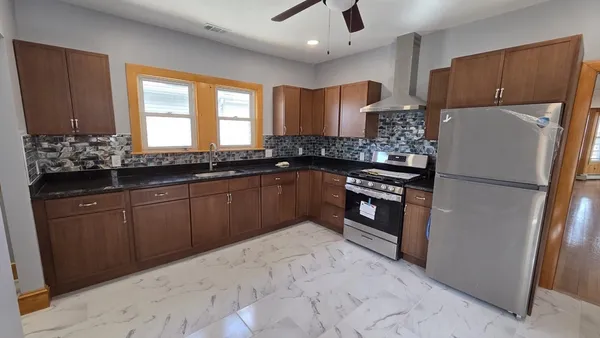 $3,400 | 63 Carroll Street, Unit 2, Chelsea, MA 02150