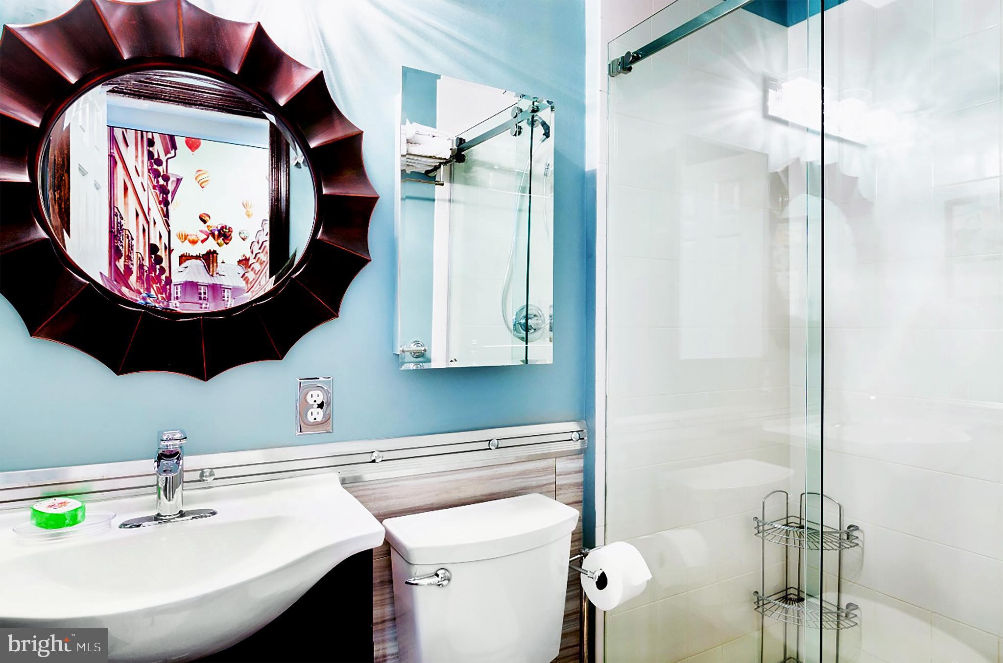 1002 23rd Street Northwest Washington, DC 20037 - Photo 35 of 66 BATHROOM 2