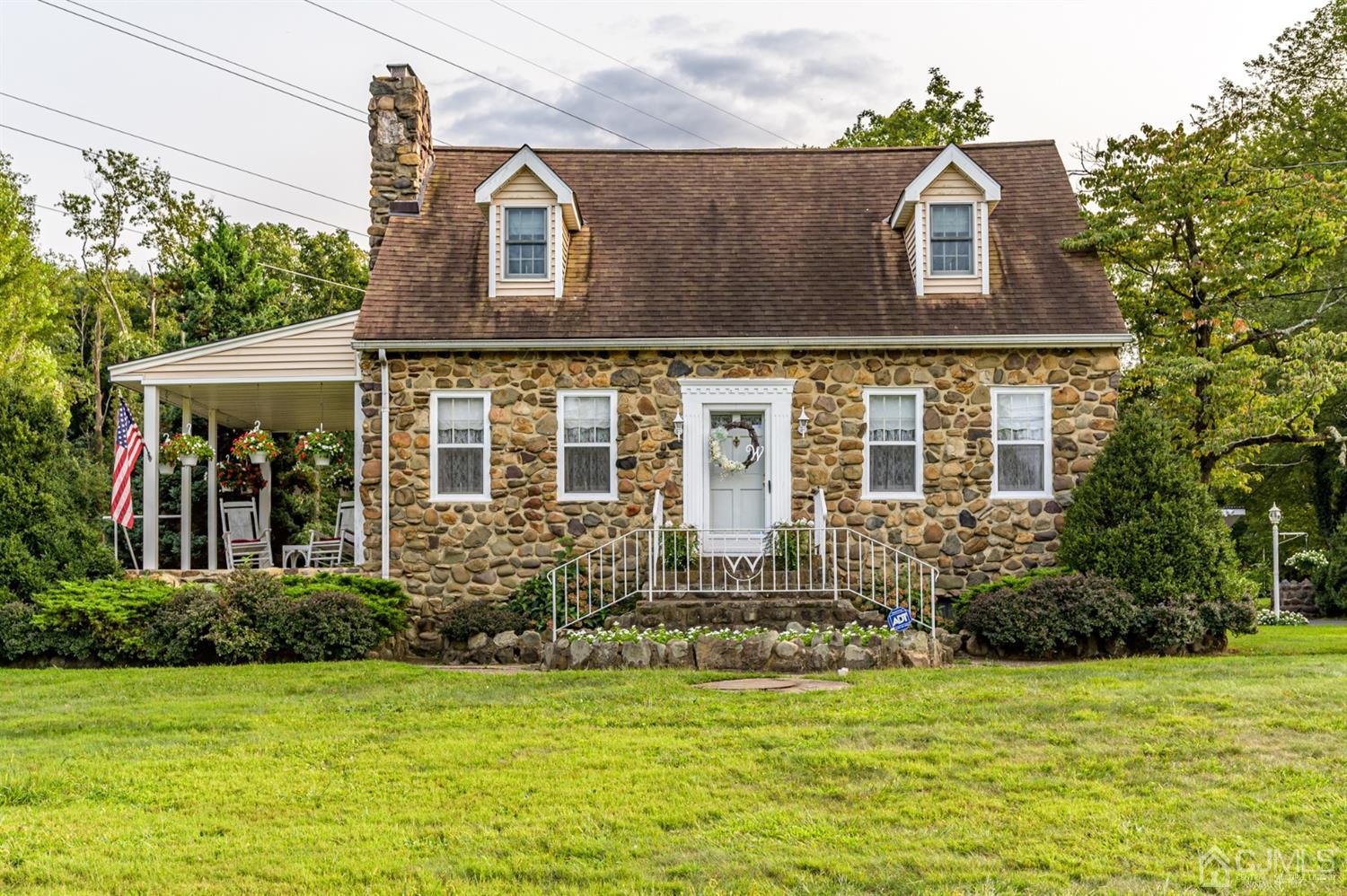1022 Jacksonville Road Burlington, NJ 08016 - Photo 1 of 11 Gallery Image 1