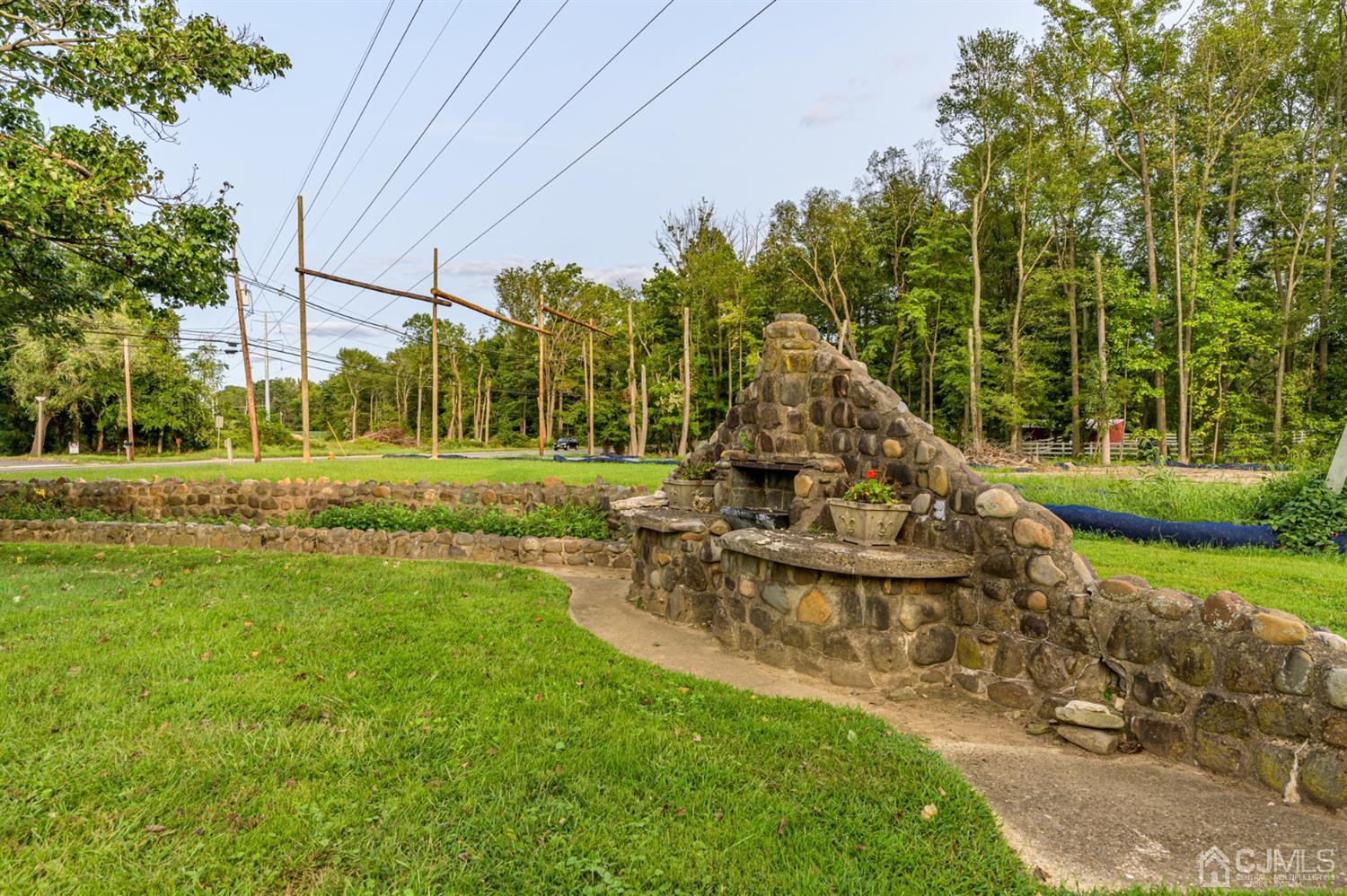 1022 Jacksonville Road Burlington, NJ 08016 - Photo 8 of 11 Gallery Image 8