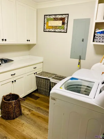 $329,900 | 847 Heather Drive, Baton Rouge, LA 70815