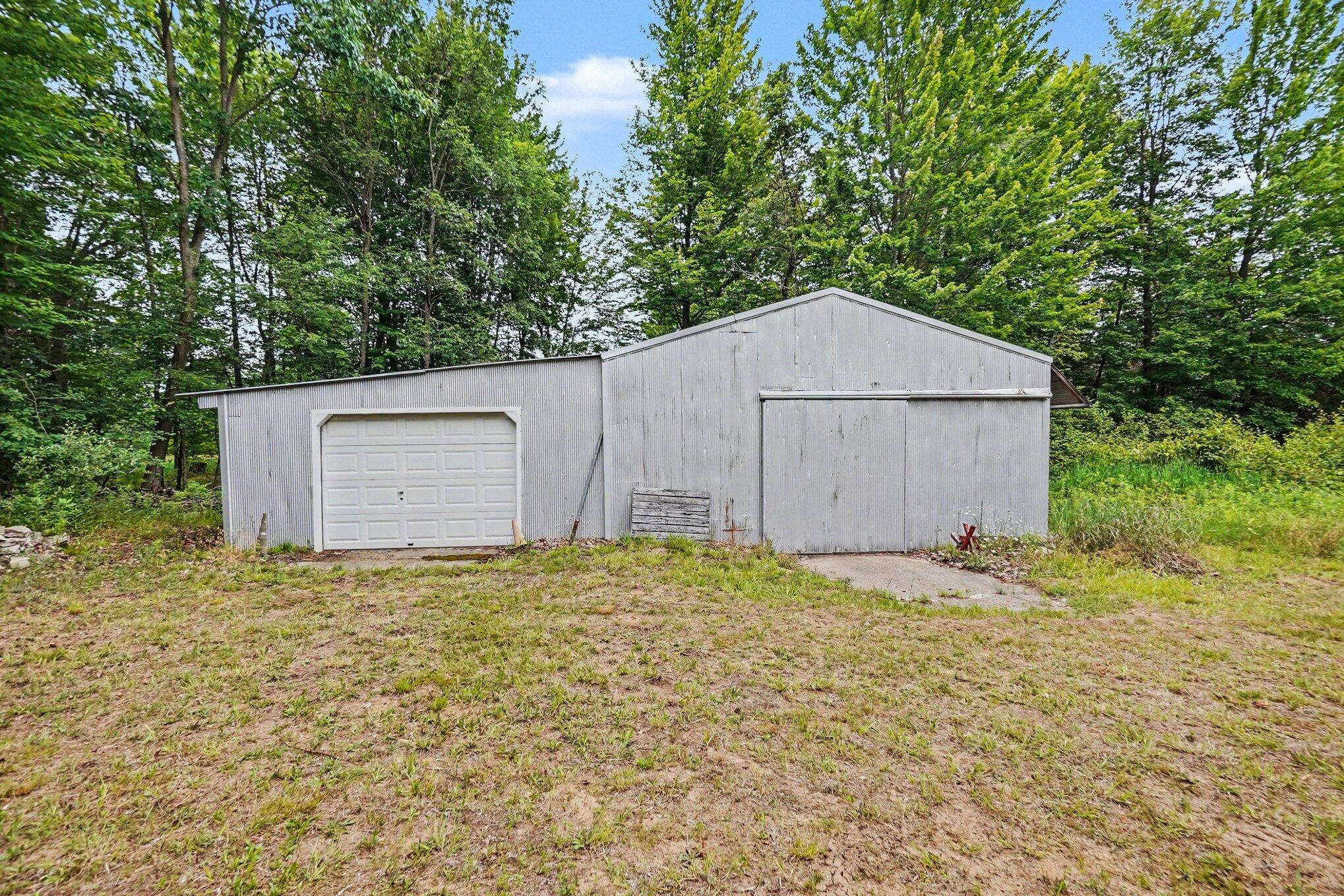 4485 South Miles Road Sheridan, MI 48884 - Photo 44 of 79 040_file_5478