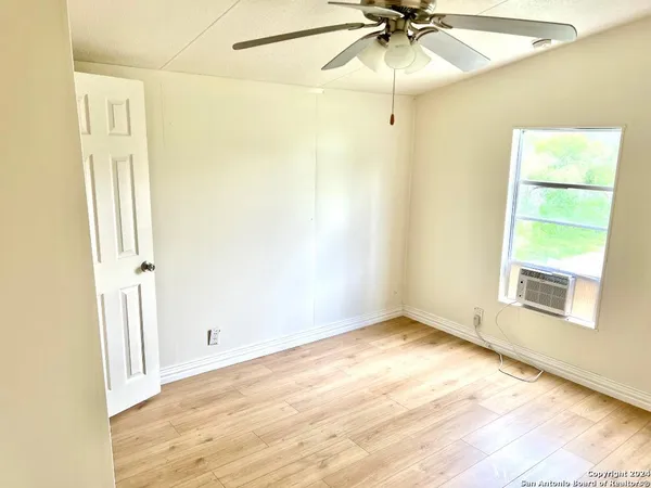 $850 | 8325 Farm To Market Road 327, Unit 1, Elmendorf, TX 78112