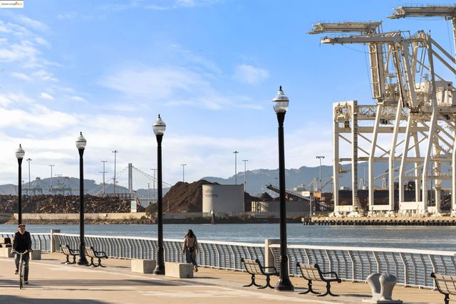 $949,000 | 2836 Tradewind Drive, Alameda, CA 94501