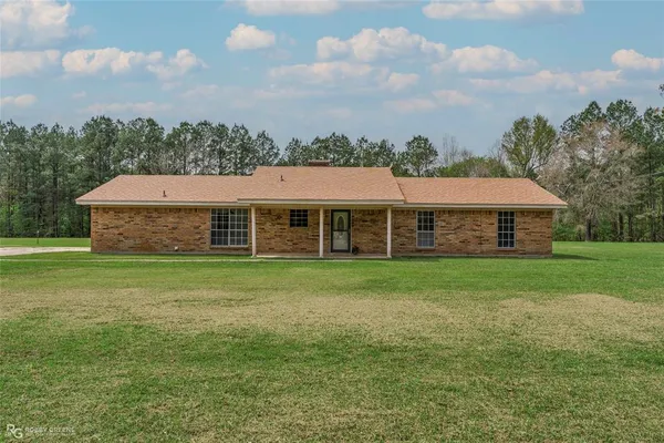 $450,000 | 1303 Young Road, Benton, LA 71006