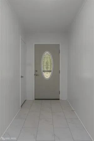 a view of a utility room with washer and dryer