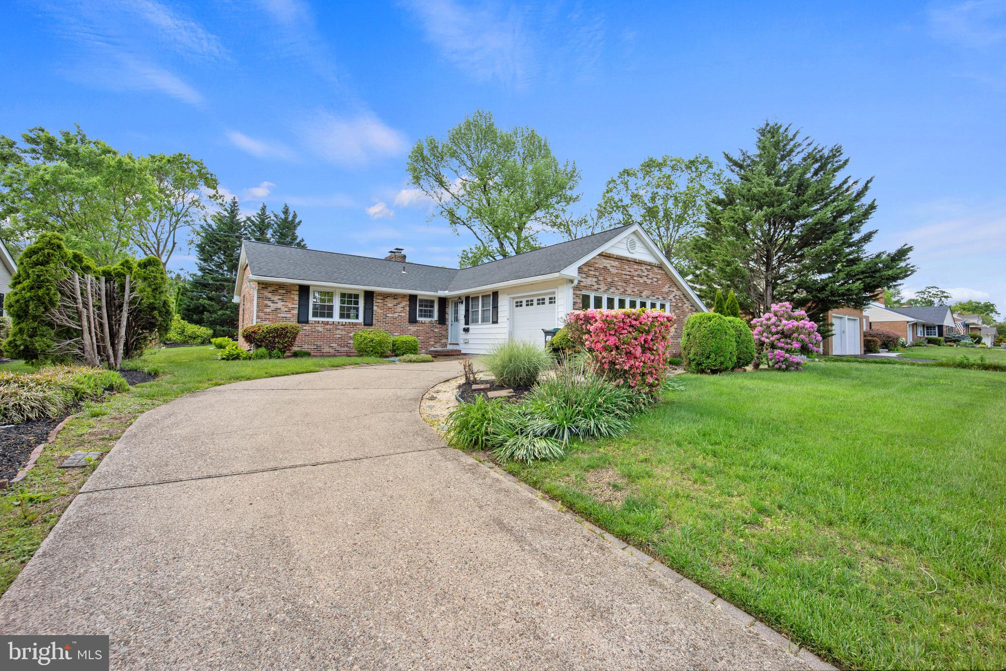 705 Halstead Road Wilmington, DE 19803 - Photo 1 of 34 a front view of house with yard and green space