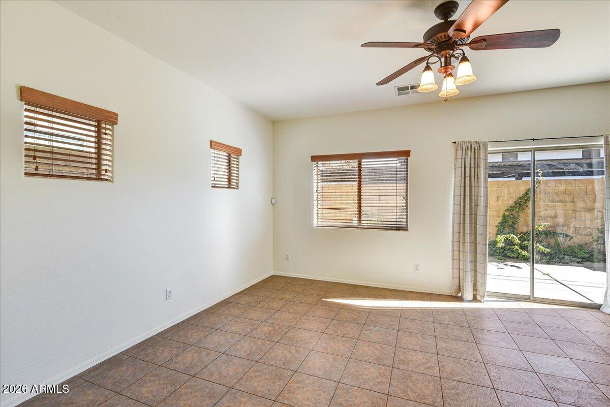2929 North 37th Street, Unit 7 Phoenix, AZ 85018 - Photo 5 of 15 Greatroom private patio access.