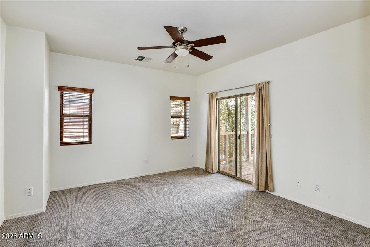 2929 North 37th Street, Unit 7 Phoenix, AZ 85018 - Photo 9 of 15 Primary bedroom suite.