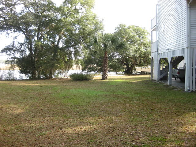 586 Palmetto Pointe Road Edisto Island, SC 29438 - Photo 41 of 50 586 Palmetto Pt (16)