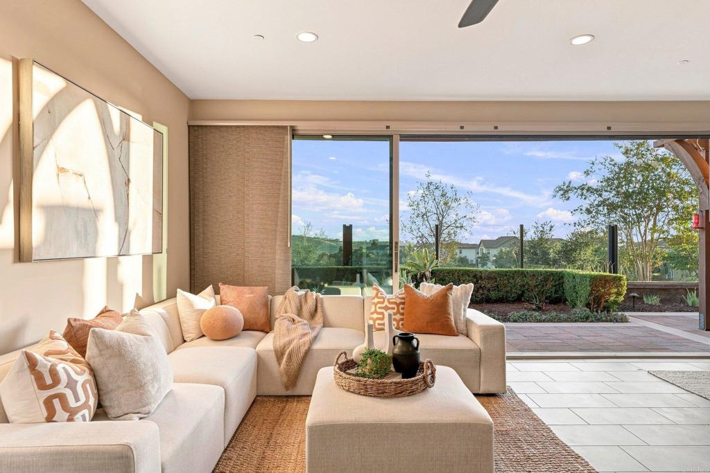 15838 Potomac Ridge Road San Diego, CA 92127 - Photo 7 of 49 Gallery Image 7