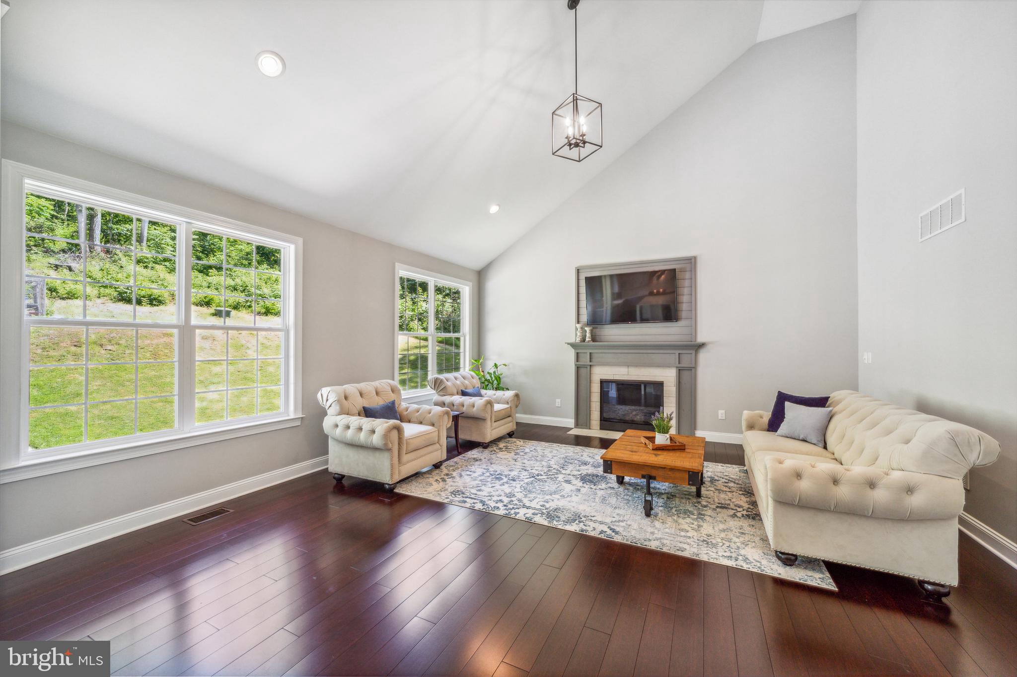90 Spring Road Malvern, PA 19355 - Photo 4 of 40 Family Room