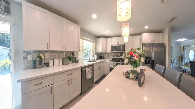 $595,000 | 6220 Southwest 4th Street, Margate, FL 33068