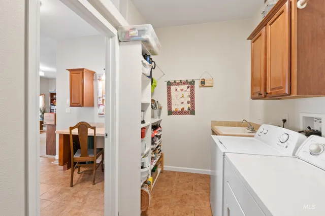 $800,000 | 28283 Pearl Road, Parma, ID 83660