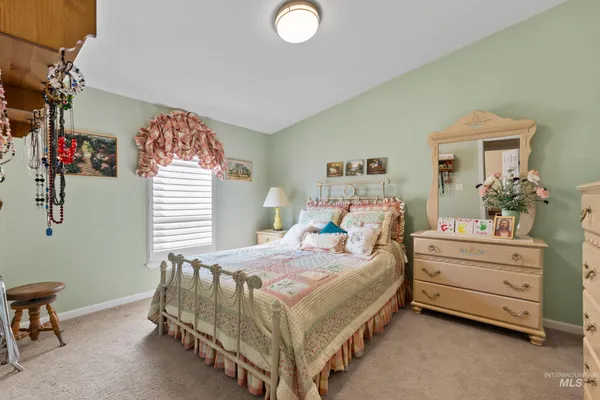 $800,000 | 28283 Pearl Road, Parma, ID 83660