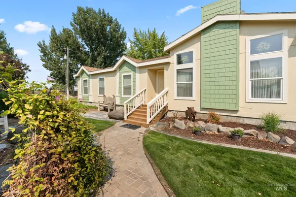 $800,000 | 28283 Pearl Road, Parma, ID 83660