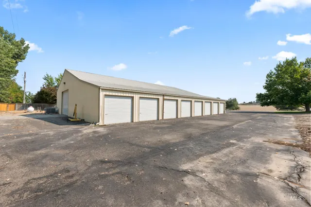 $800,000 | 28283 Pearl Road, Parma, ID 83660